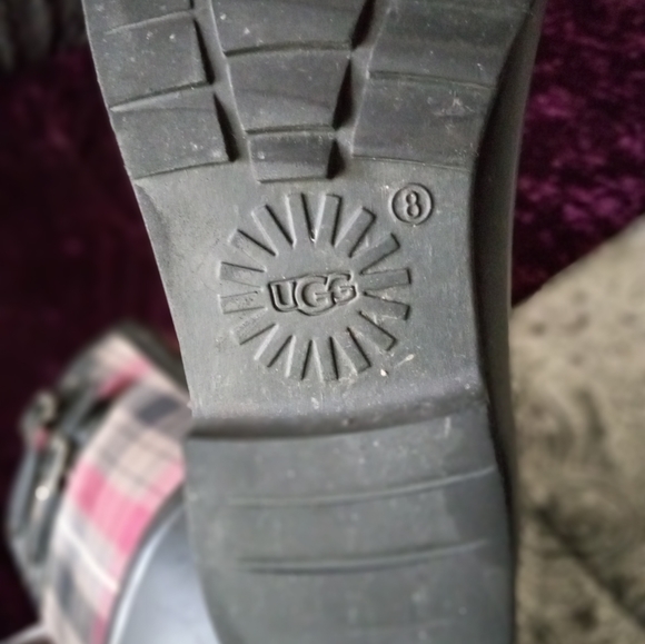 UGG rain boots - Picture 9 of 10